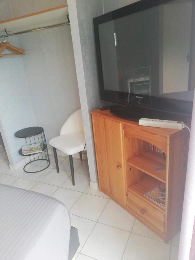Chambre Studio Avec Kichenette Soleil De Nacre Hermanville-sur-Mer Bagian luar foto