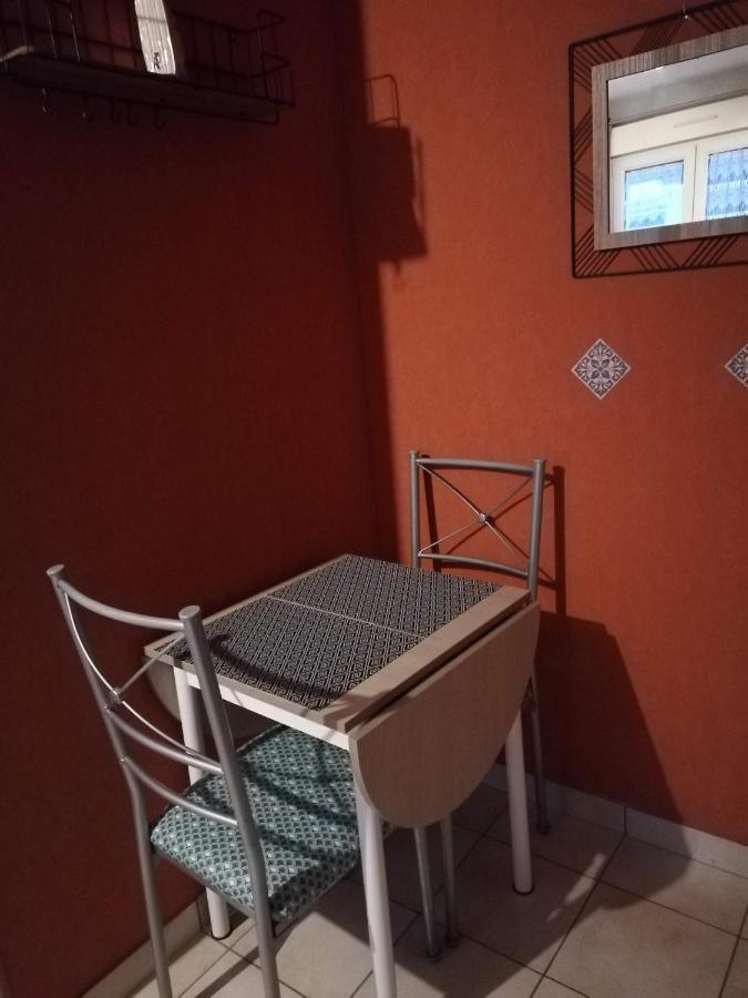 Chambre Studio Avec Kichenette Soleil De Nacre Hermanville-sur-Mer Bagian luar foto